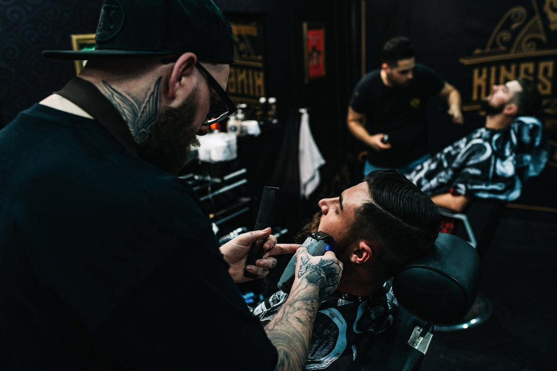 Was kannst du gegen das Thema „Bart juckt durch Pickel tun?